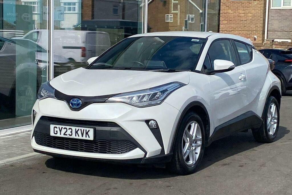 Toyota C-Hr 1.8 Vvt H Icon Suv Hybrid Cvt GY23KVK White #3