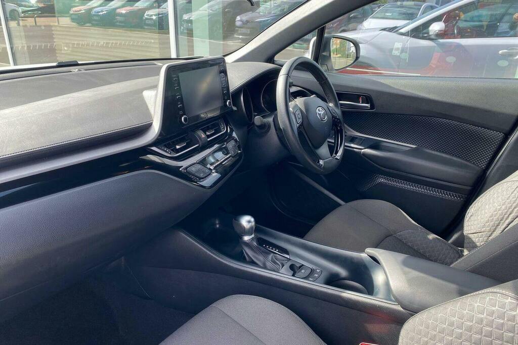 Toyota C-Hr 1.8 Vvt H Icon Suv Hybrid Cvt GY23KVK White #5