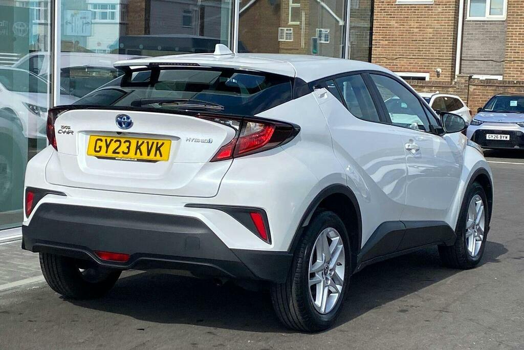Toyota C-Hr 1.8 Vvt H Icon Suv Hybrid Cvt GY23KVK White #2