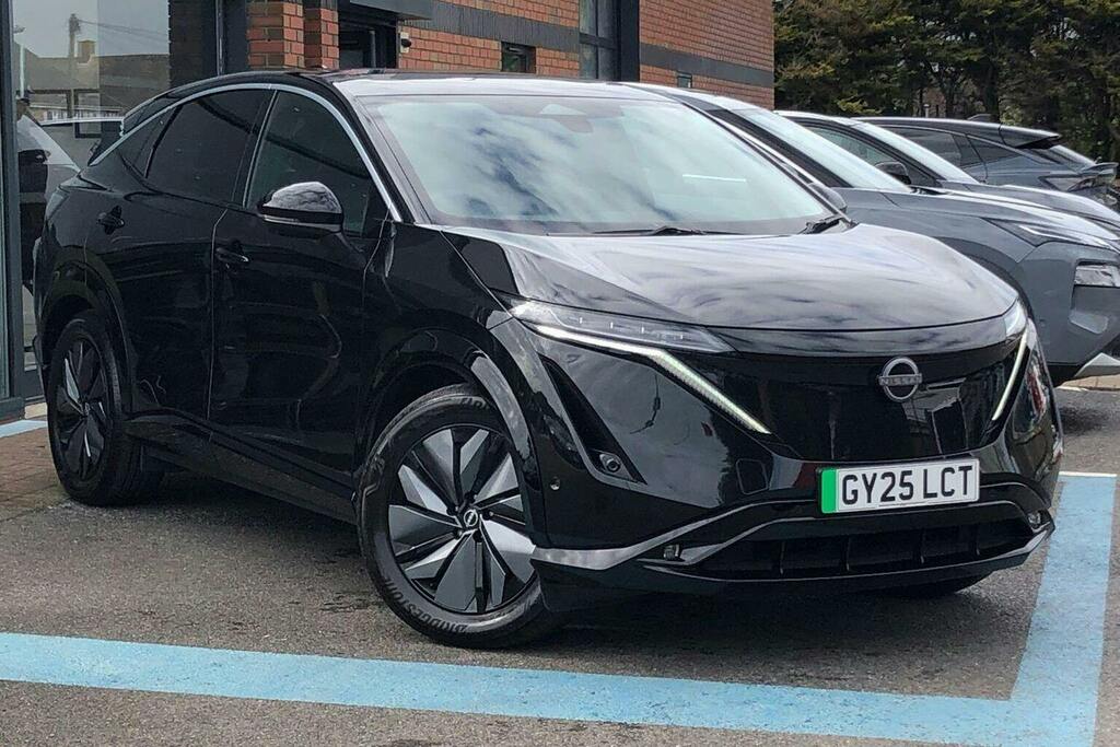 Nissan Ariya 87Kwh Evolve Suv 22Kw Charger Black