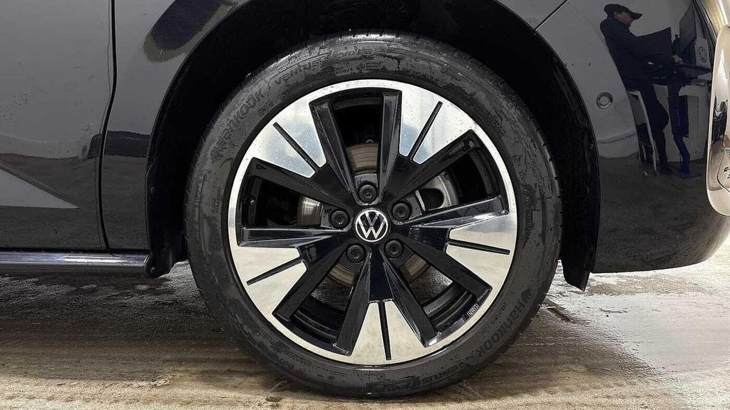 Volkswagen Multivan 2.0 Tdi Style Mpv Dsg KY25RYW Black #5
