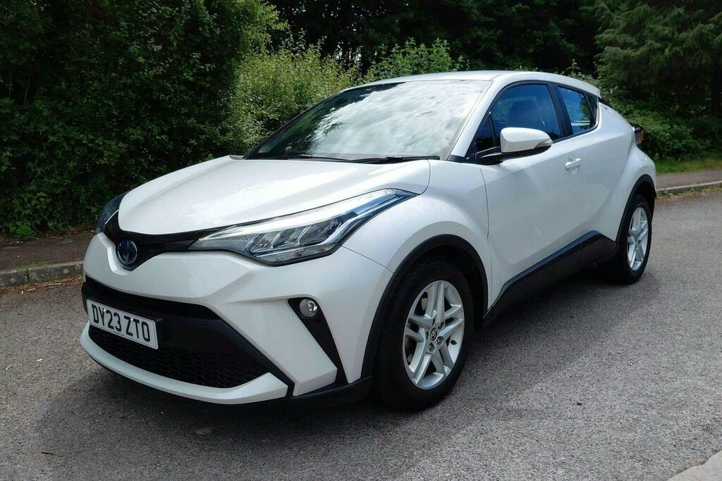 Toyota C-Hr 1.8 Vvt H Icon Suv Hybrid Cvt DY23ZTO White #3