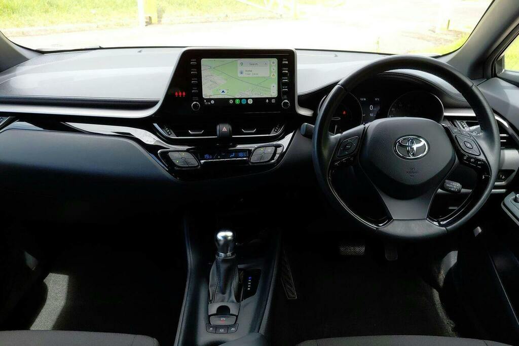 Toyota C-Hr 1.8 Vvt H Icon Suv Hybrid Cvt DY23ZTO White #6