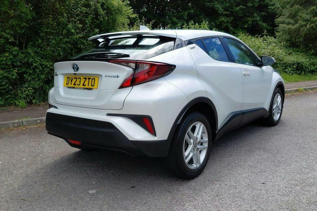 Toyota C-Hr 1.8 Vvt H Icon Suv Hybrid Cvt DY23ZTO White #2