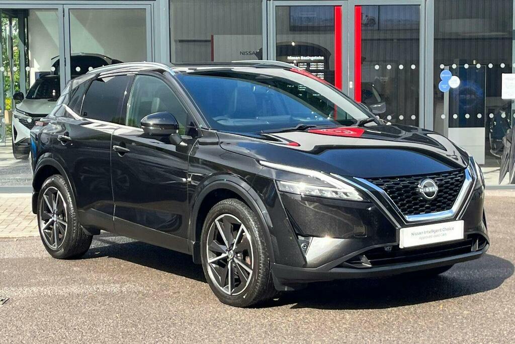 Nissan Qashqai 1.3 Dig T Mhev Tekna Suv Hybrid Black