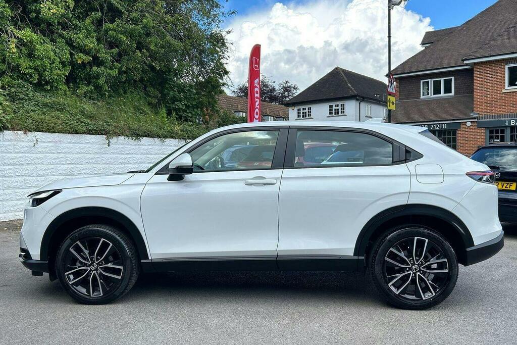 Honda Hr-V 1.5 H I Mmd Elegance Suv Hybrid Cvt White #6