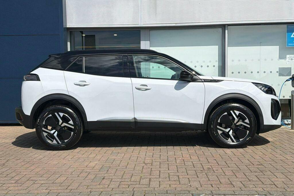 Peugeot 2008 1.2 Gt Suv Hybrid E Dsc6 KM25VGY White #2