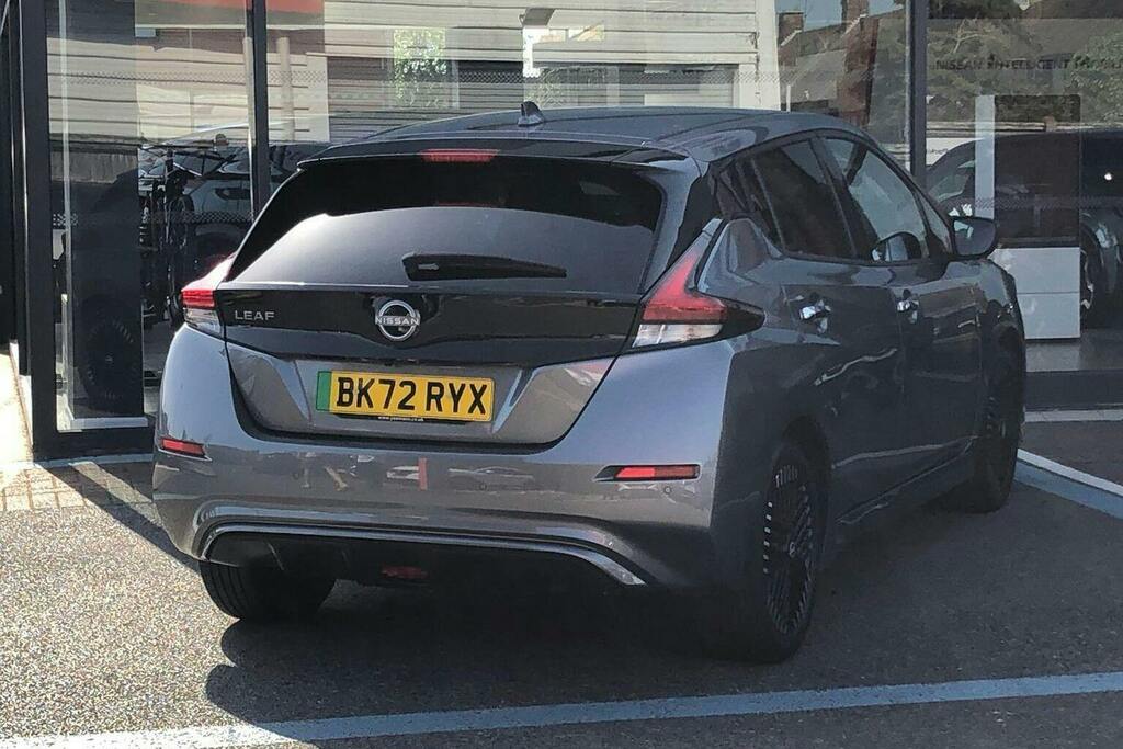Nissan Leaf 39Kwh Tekna Hatchback BK72RYX Grey #3