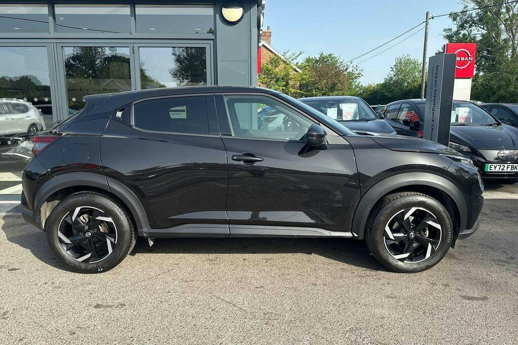 Nissan Juke 1.0 Dig T N Connecta Suv GU23EZV Black #2