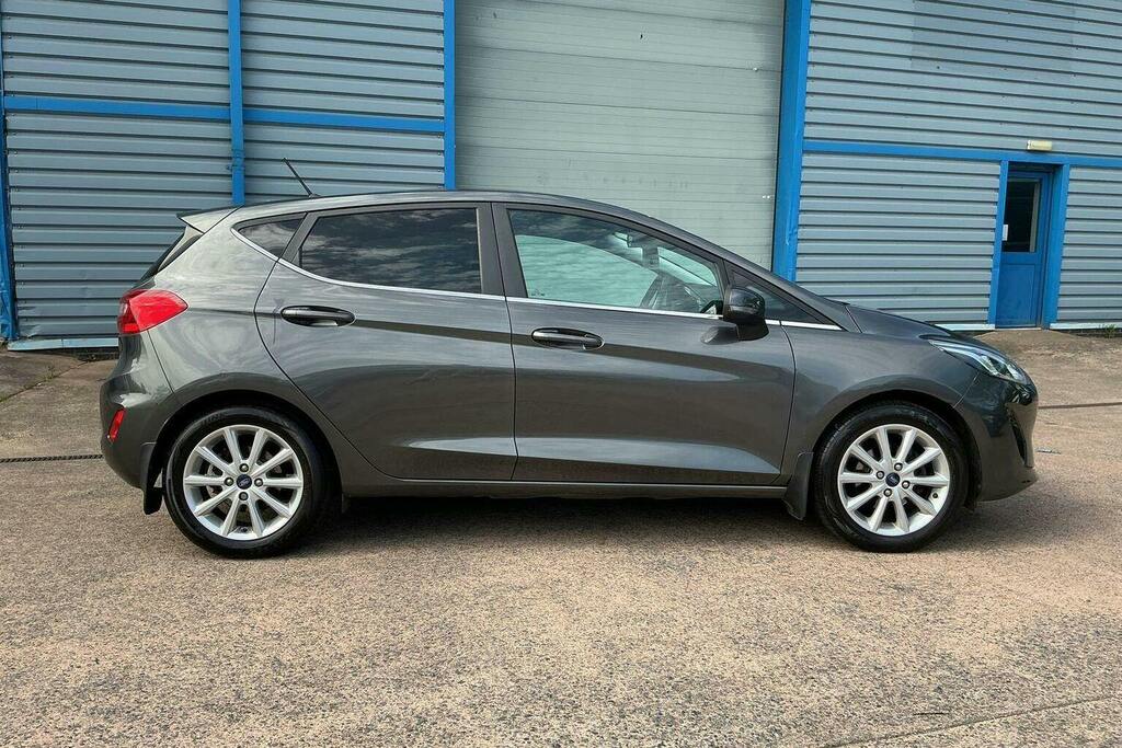 Ford Fiesta 1.0T Ecoboost Titanium Hatchback EX68XPJ Grey #2