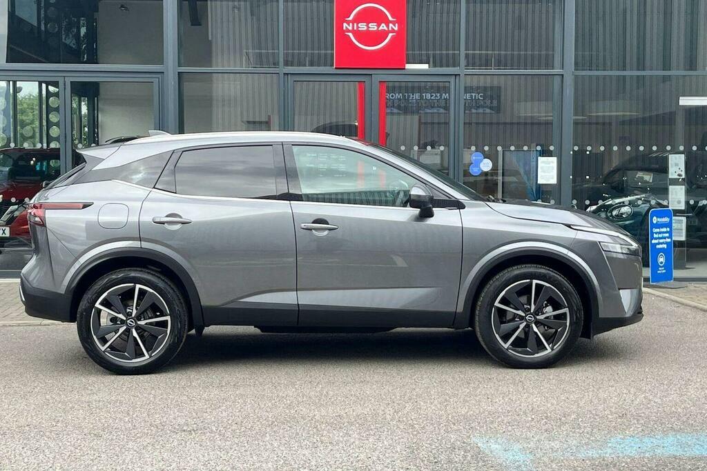 Nissan Qashqai 1.3 Dig T Mhev Tekna Suv Hybrid Grey #2