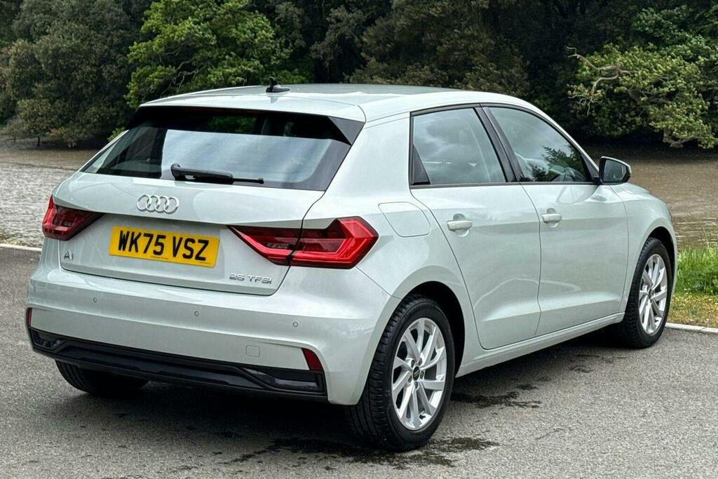 Audi A1 1.0 Tfsi 25 Sport Sportback S Tronic WK75VSZ Silver #3