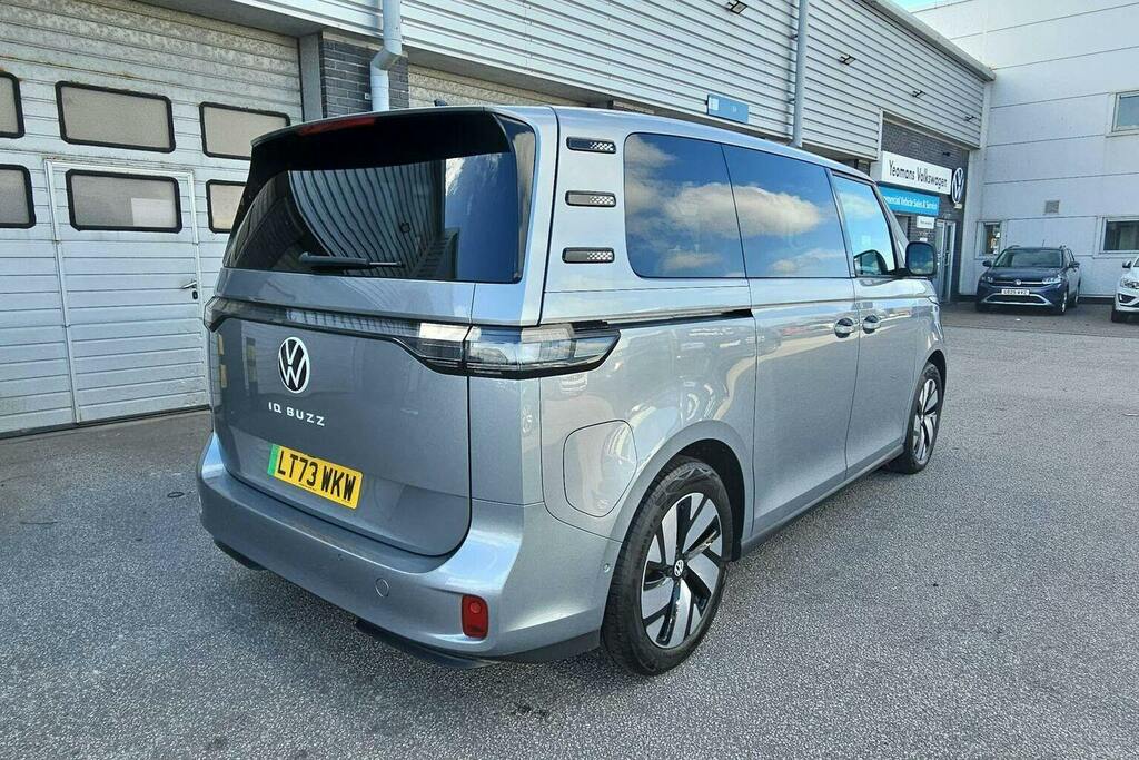 Volkswagen ID.Buzz Pro 77Kwh Life Mpv LT73WKW Silver #3