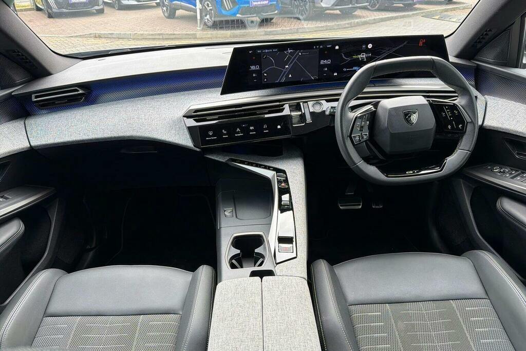 Peugeot 3008 73Kwh Gt Suv KS25HNR Grey #3