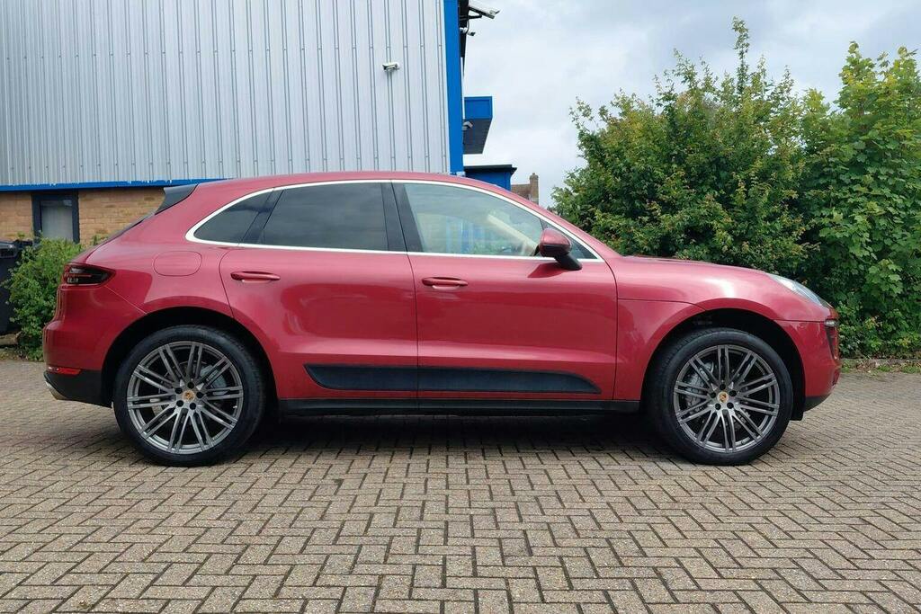 Porsche Macan 3.0 V6 S Suv Pdk 4Wd Red #2