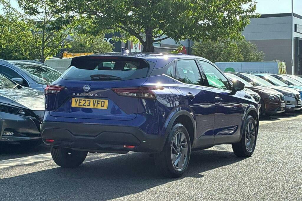 Nissan Qashqai 1.3 Dig T Mhev Acenta Premium Suv Hybri YE23VFO Blue #3