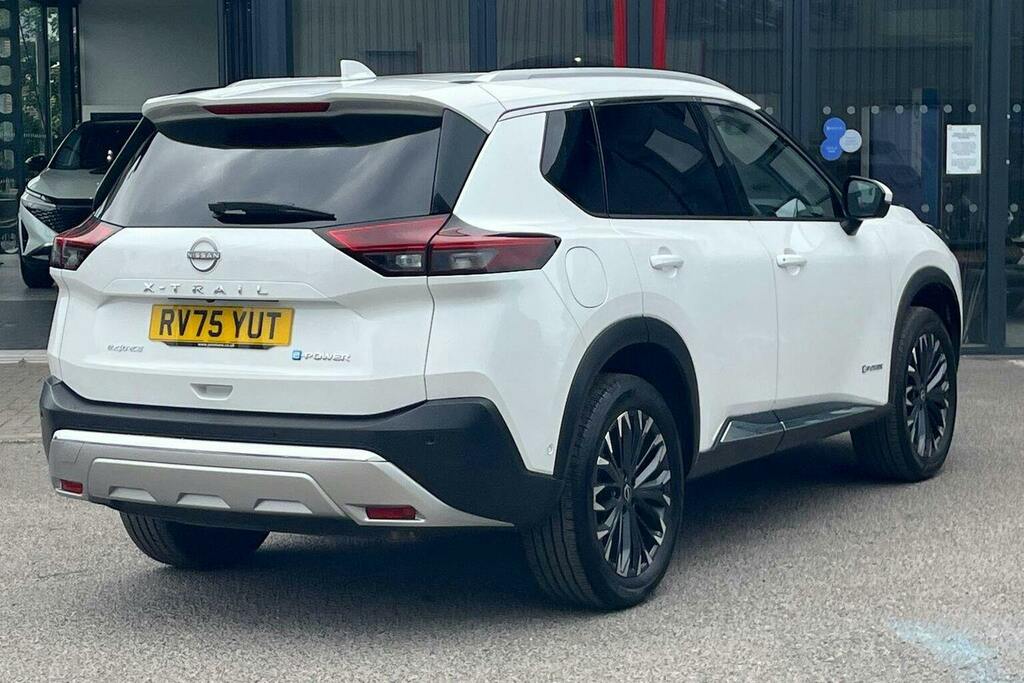 Nissan X-Trail 1.5 H E Power Tekna Suv Hybrid E 4 RV75YUT White #3