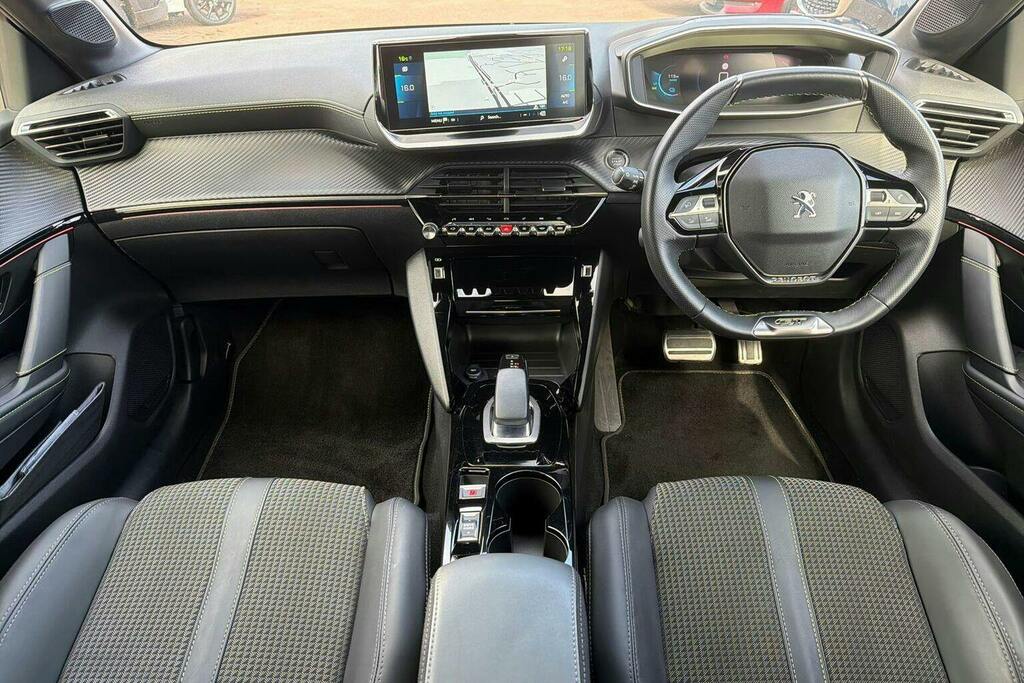 Peugeot e-208 50Kwh Gt Hatchback YC22FWR Yellow #3