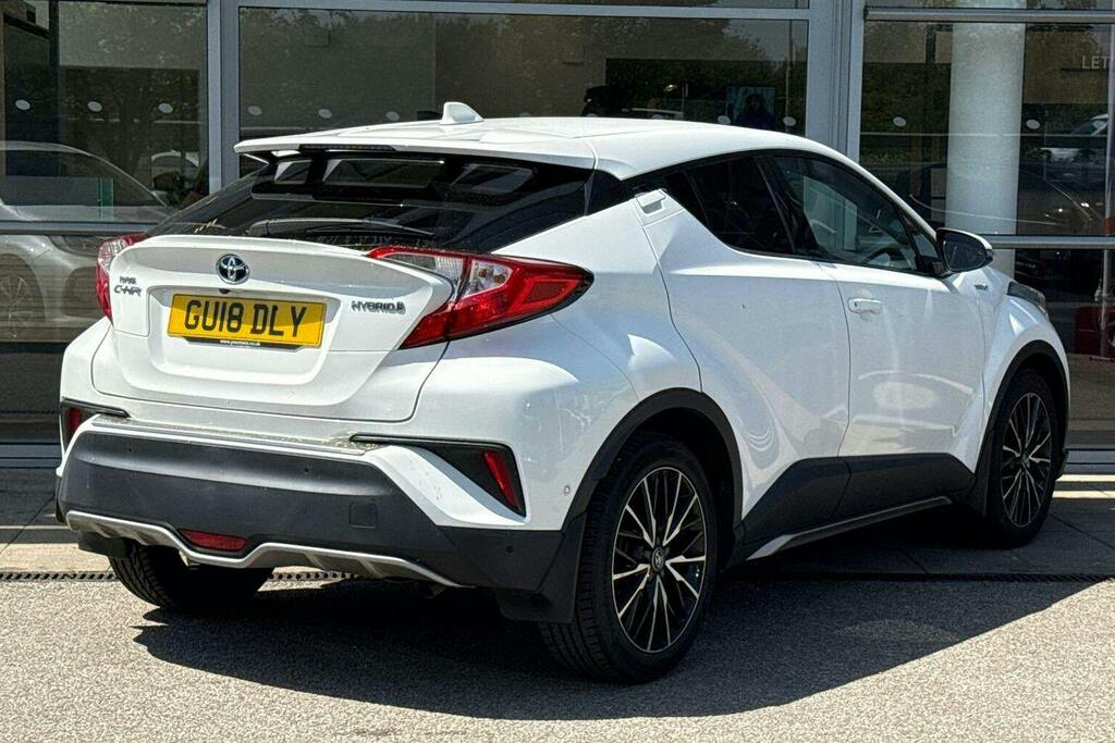 Toyota C-Hr 1.8 Vvt H Excel Suv Hybrid Cvt GU18DLY White #2