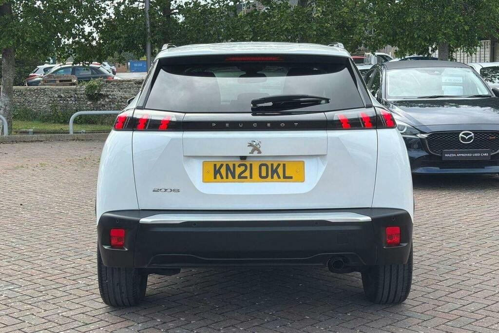 Peugeot 2008 1.2 Puretech Allure Suv KN21OKL White #6