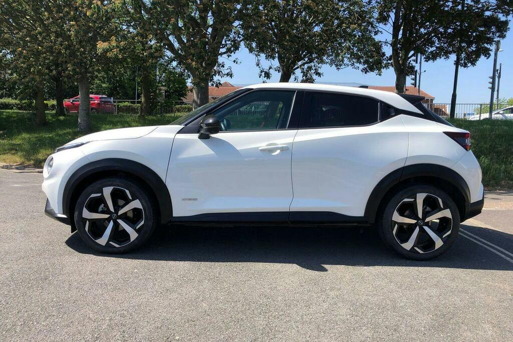 Nissan Juke 1.6 Tekna Suv Hybrid White #6