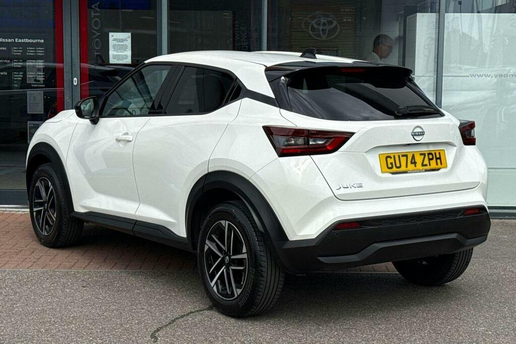 Nissan Juke 1.0 Dig T N Connecta Suv GU74ZPH White #4