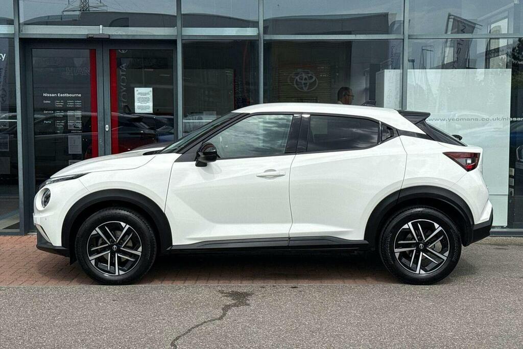 Nissan Juke 1.0 Dig T N Connecta Suv GU74ZPH White #5