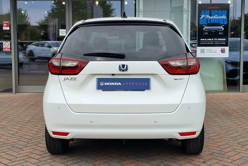 Honda Jazz 1.5 H I Mmd Ex Hatchback Hybrid Ecvt RE71OYK White #4