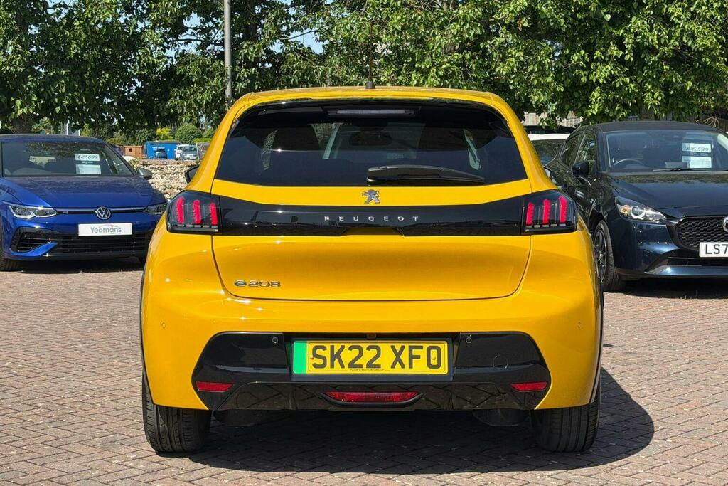 Peugeot e-208 50Kwh Allure Premium Hatchback SK22XFO Yellow #6