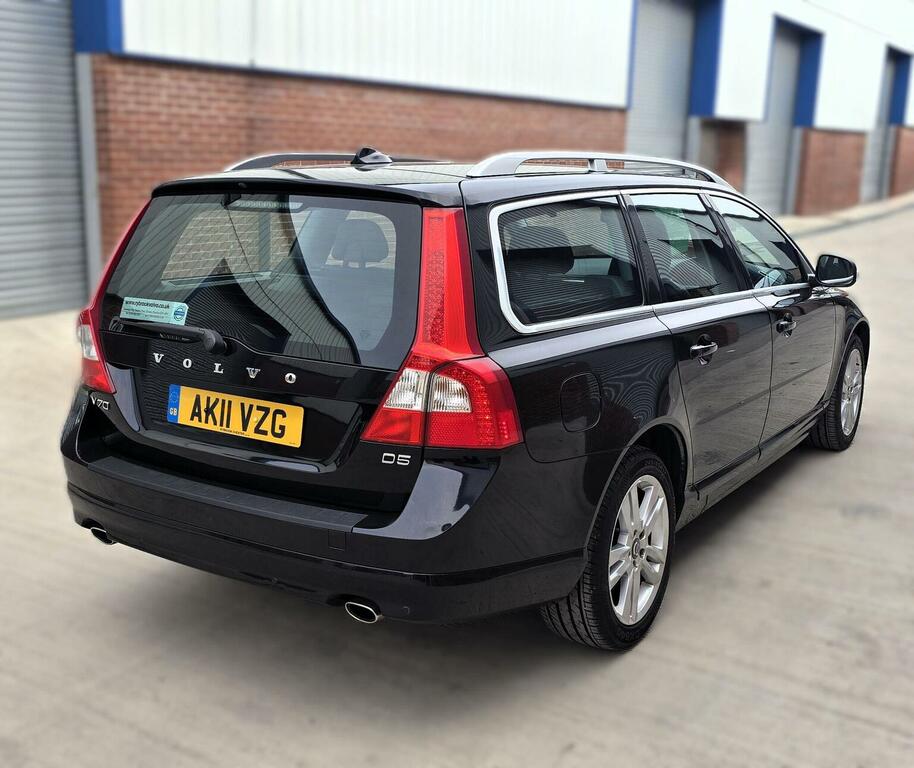 Volvo V70 2.0 D3 Se Lux 161 Bhp Gold #9