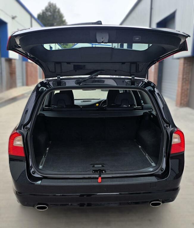 Volvo V70 2.0 D3 Se Lux 161 Bhp Gold #25