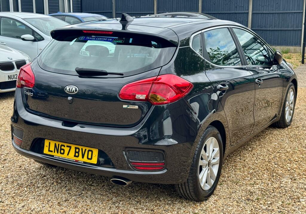 Kia Ceed 1.6 Crdi 2 Euro 6 Ss LN67BVO Black #5