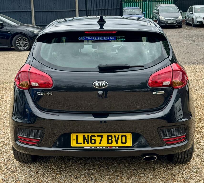 Kia Ceed 1.6 Crdi 2 Euro 6 Ss LN67BVO Black #4