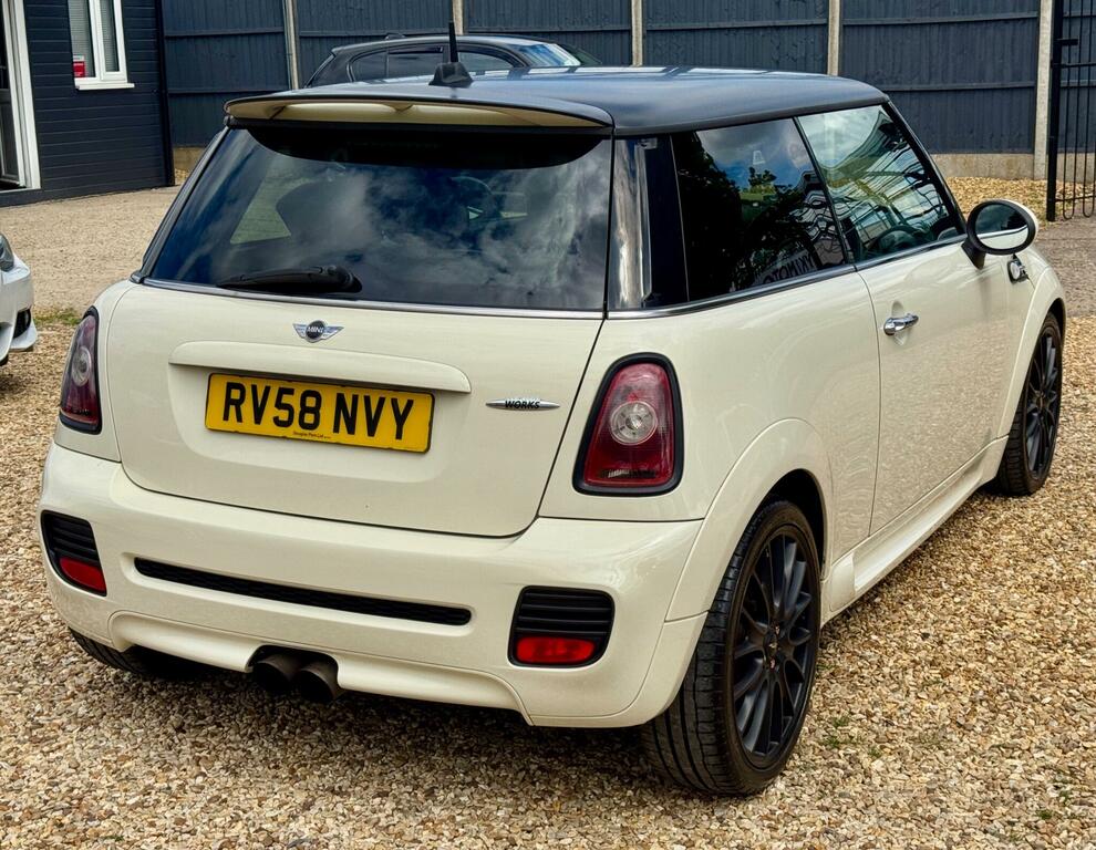 Mini Hatch 1.6 John Cooper Works Euro 4 RV58NVY White #4