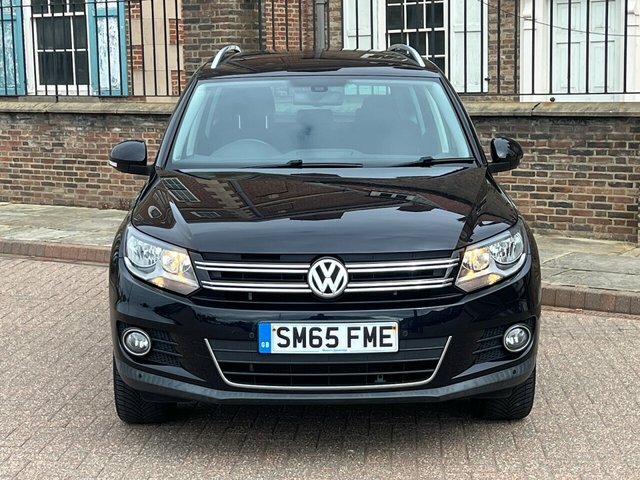 Volkswagen Tiguan 2015 2.0 Tdi Bluemotion Tech Match Edition Suv SM65FME Black #2