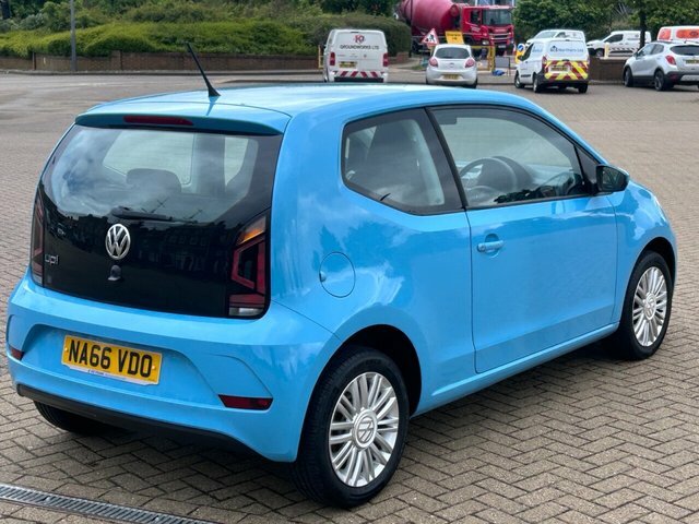 Volkswagen Up 2016 1.0 Move Up Hatchback Euro NA66VDO Black #4