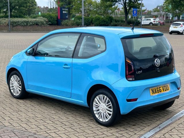 Volkswagen Up 2016 1.0 Move Up Hatchback Euro NA66VDO Black #6