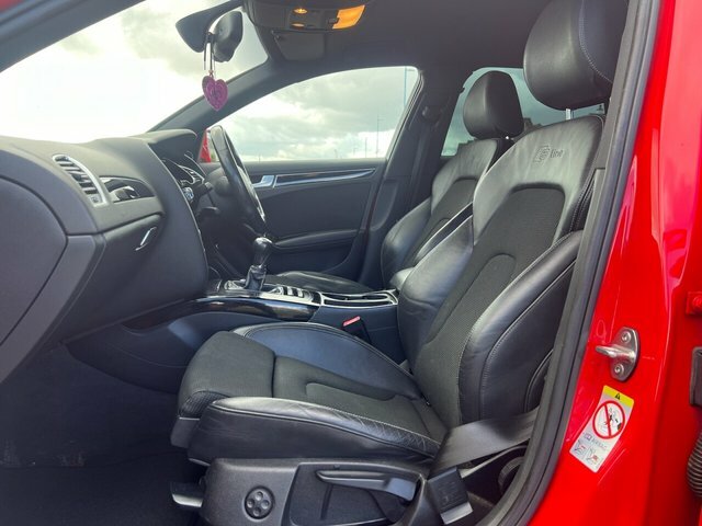 Audi A4 2014 2.0 Tdi Black Edition Saloon Manua MA62EVE Red #5