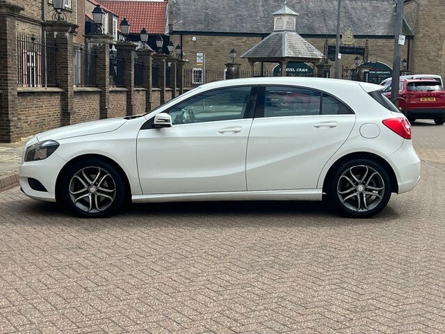 Mercedes-Benz A Class 2013 1.6 A180 Sport Hatchback Eu PN63VXW White #4