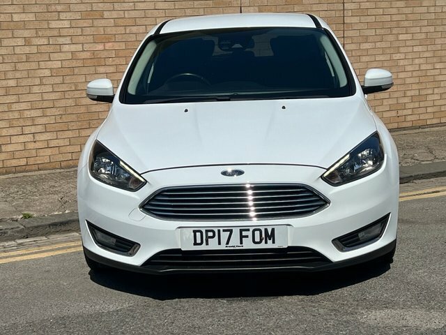 Ford Focus 2017 1.5 Tdci Titanium Hatchback DP17FOM White #2