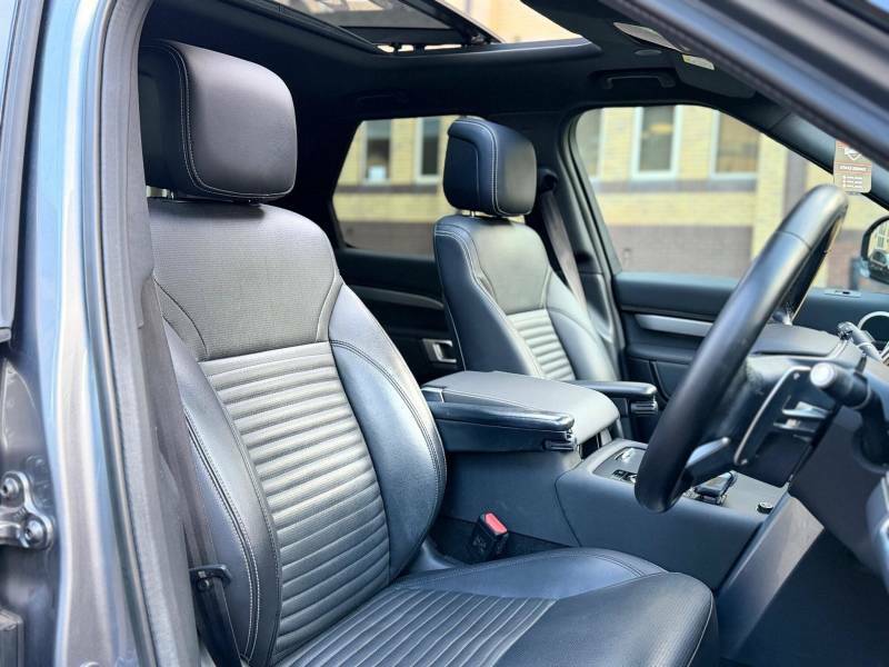 Land Rover Discovery 3 3.0 D300 R-dynamic Se - 2022 72 YR72ZHA Grey #3
