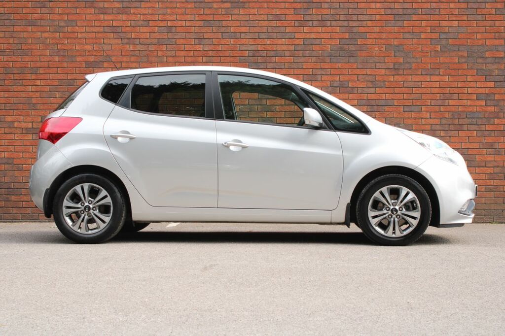 Kia Venga 1.6 3 Euro 6 - 2015 65 SJ65WPZ Silver #2