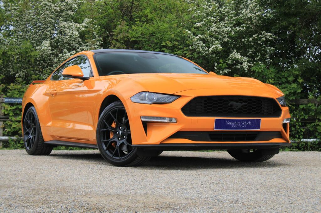 Ford Mustang 2.3T Ecoboost Fastback Selshift Euro 6 - 2019 Orange