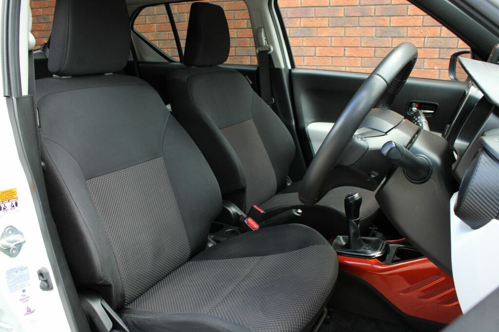 Suzuki Ignis 1.2 Dualjet Mhev Sz5 Allgrip Euro 6 Ss - 20 YC68DXK White #4
