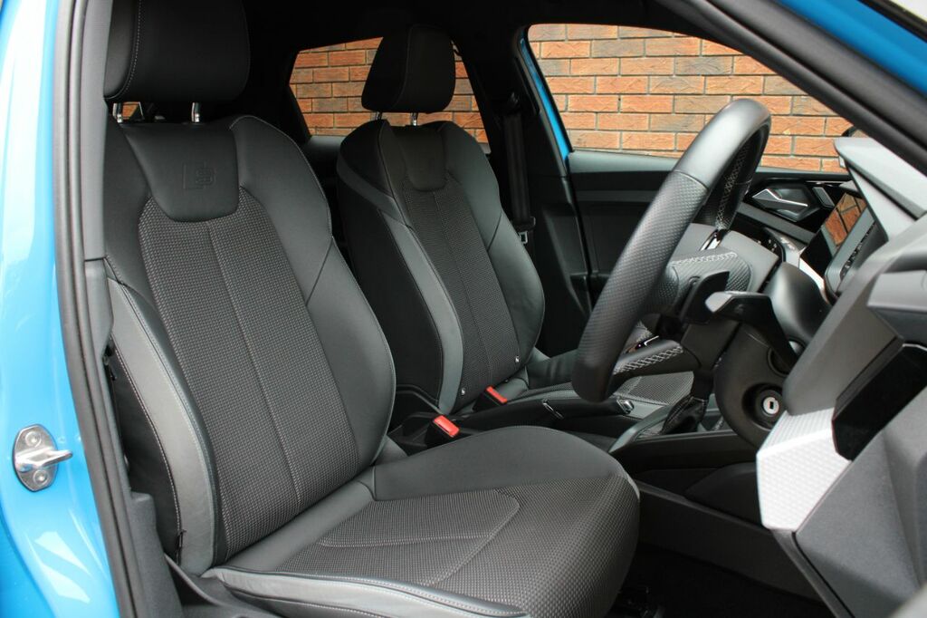 Audi A1 1.5 Tfsi 35 Black Edition Sportback S Tronic Euro YX22NWJ Blue #4