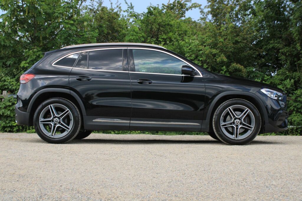 Mercedes-Benz GLA Class 1.3 Gla200 Amg Line Executive 7G-dct Euro 6 Ss LB21BYX Black #2