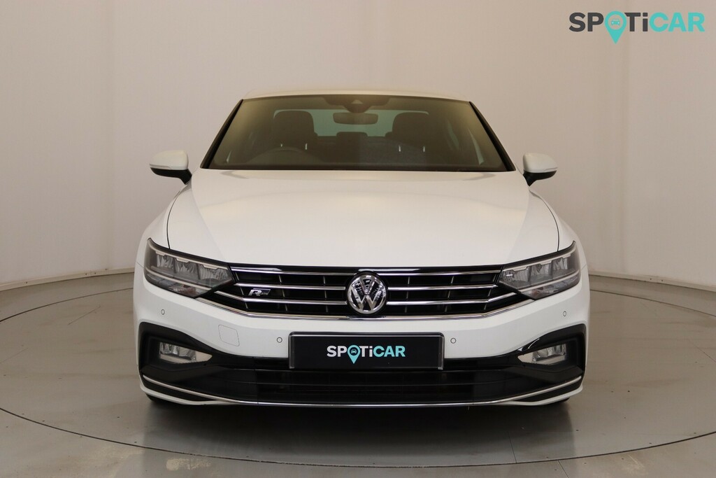 Volkswagen Passat 2.0 Tdi Evo Scr R-line White #2