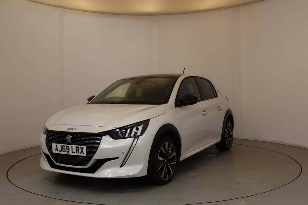 Peugeot 208 1.2 Puretech 100 Gt Line AJ69LRX White #3