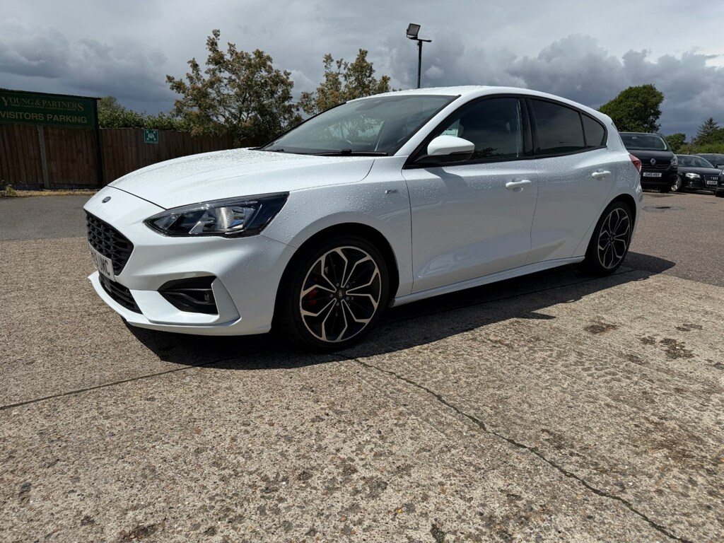 Ford Focus 1.0 Ecoboost 125 St-line X MH19UMC White #3