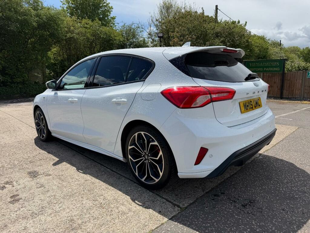 Ford Focus 1.0 Ecoboost 125 St-line X MH19UMC White #6